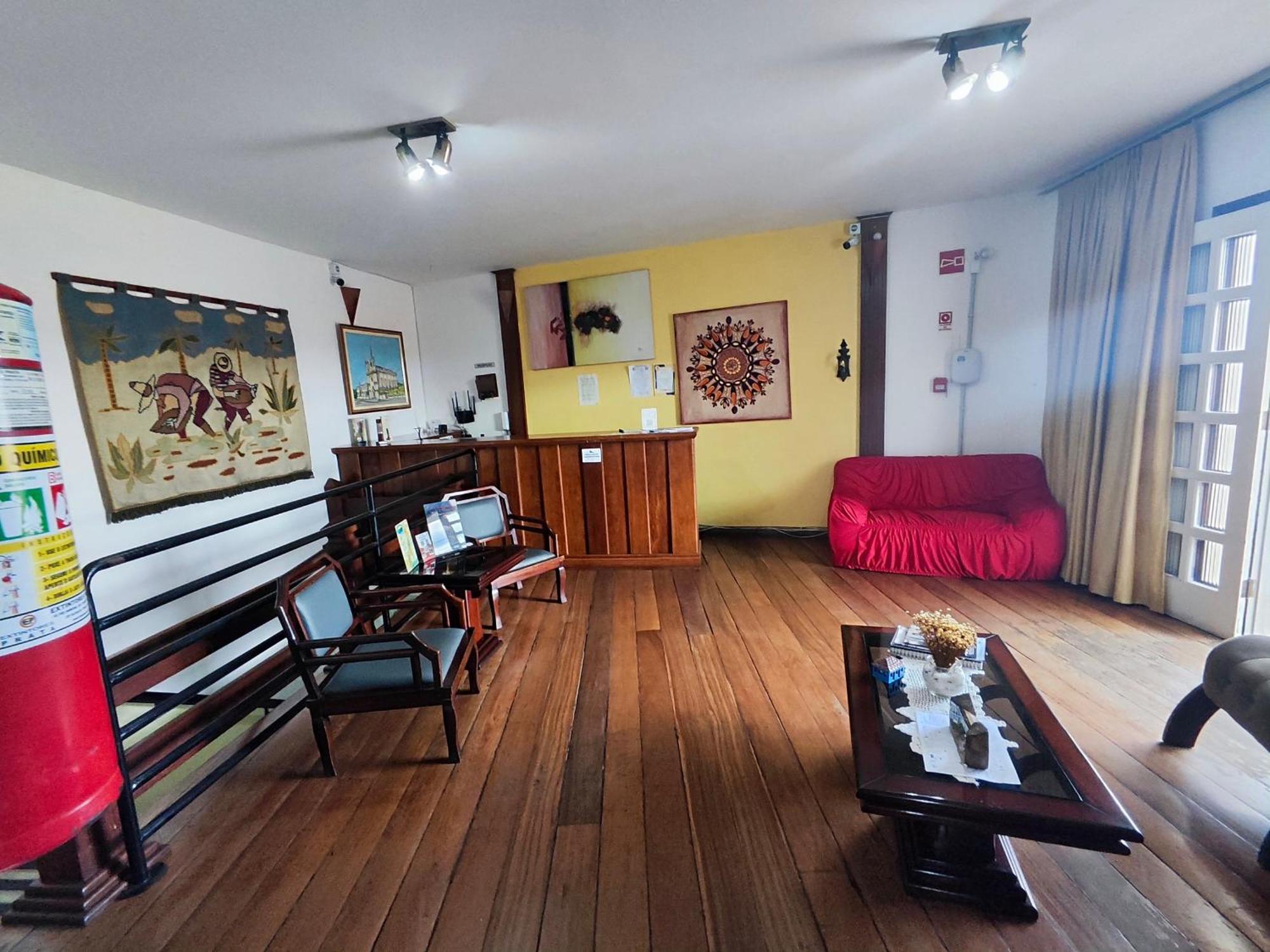Flor De Lis Hotel