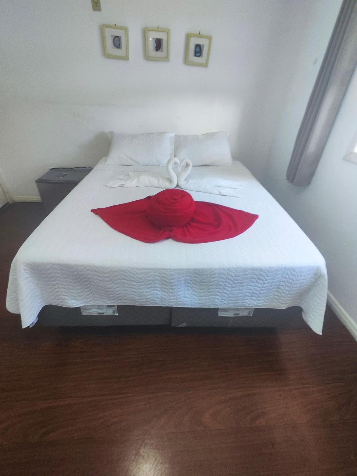 Hotel Flor De Lis 2*