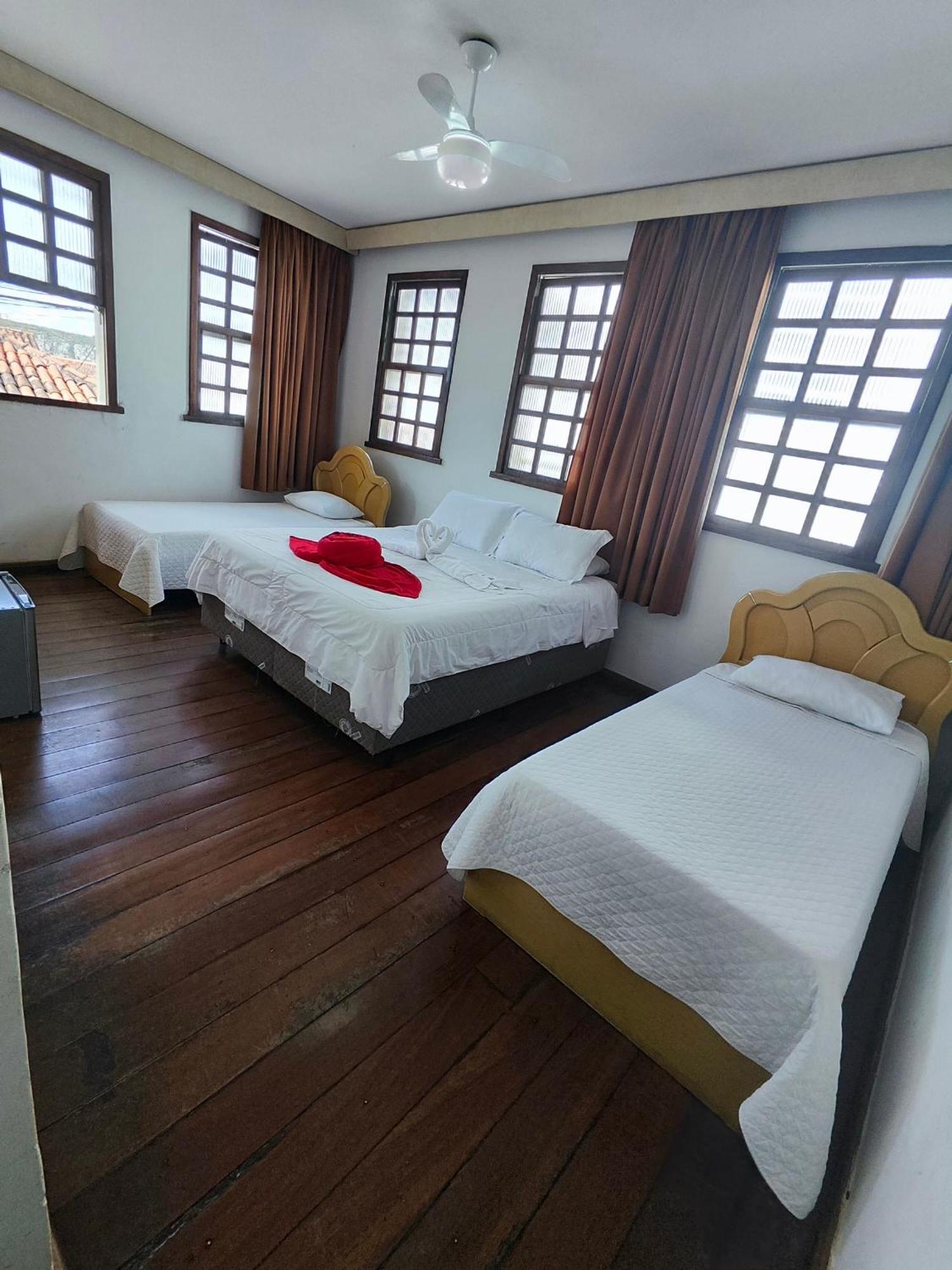 Hotel Flor De Lis 2*