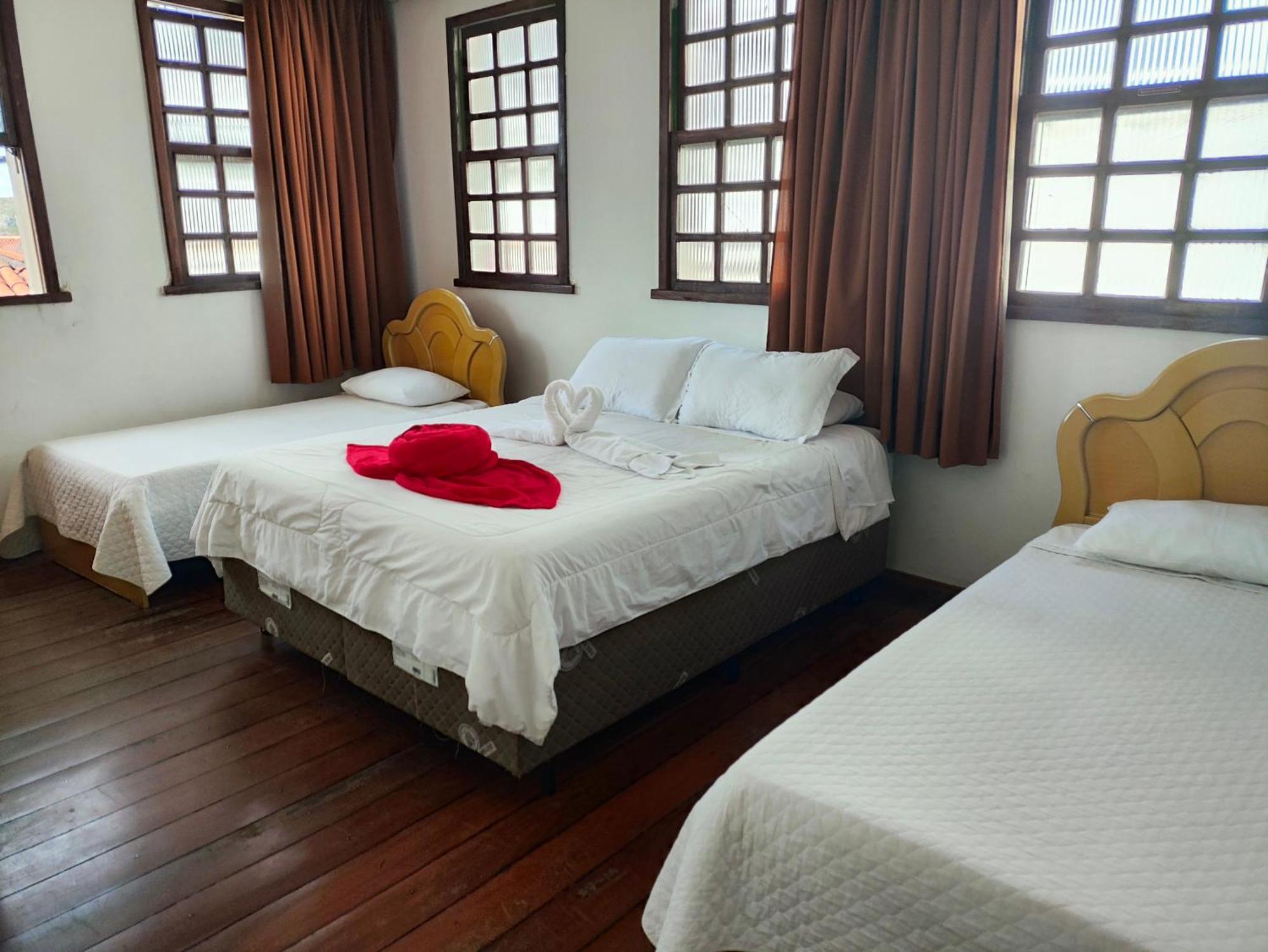 Flor De Lis Hotel