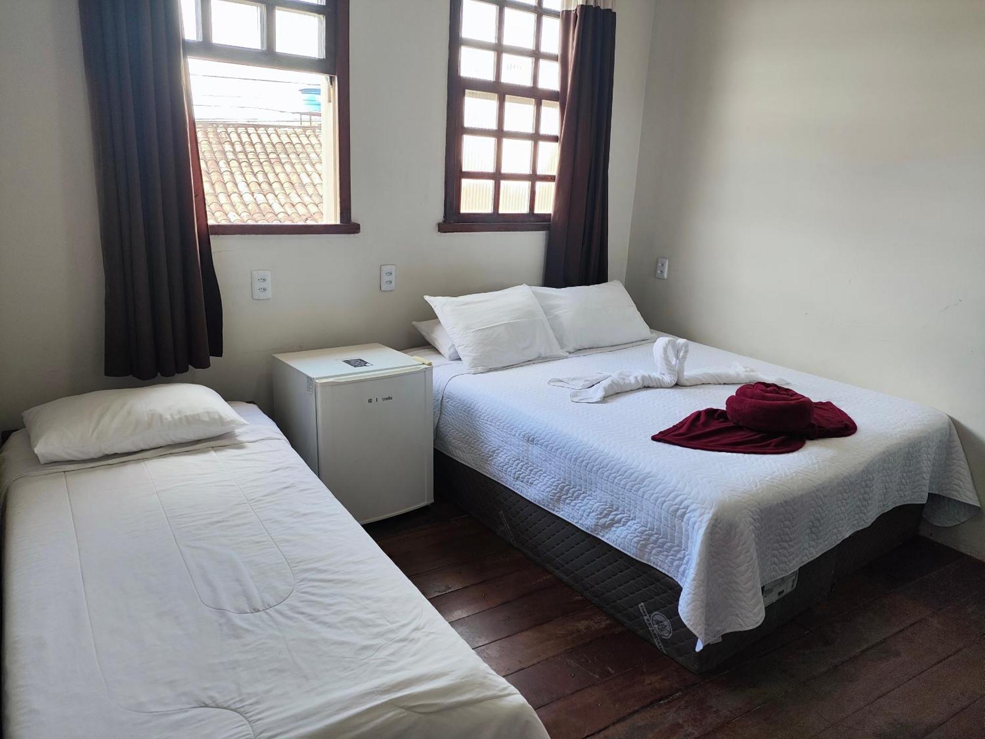 Hotel Flor De Lis